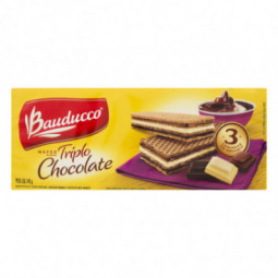 Biscoito Wafer Recheado Triplo Chocolate Bauducco Pacote 140G